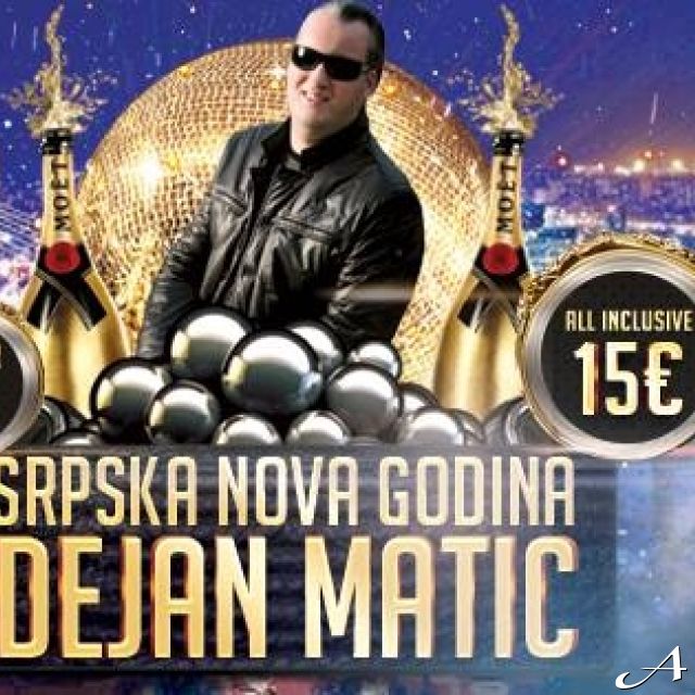 Doček Nove godine - muzičar na sceni