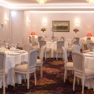 Hotel Zlatnik - elegantno dekorisane sale