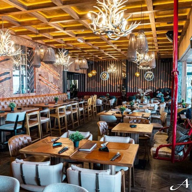 Dolly Bell Kopaonik - enterijer restorana