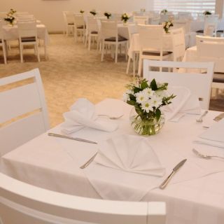 Hotel Fontana - praznični sto