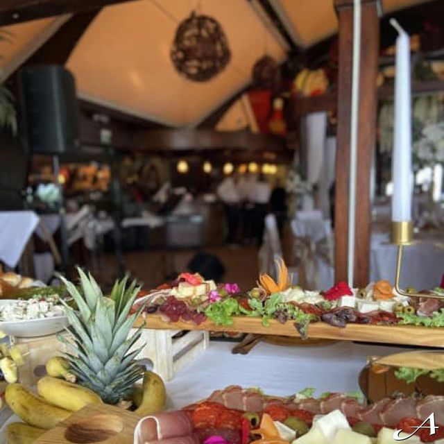 Splav restoran - tanjir sa hladnim narescima