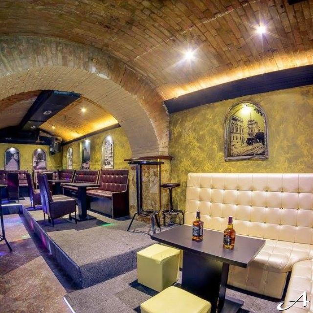 Doček Srpske Nove godine - enterijer kluba