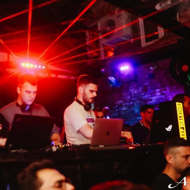 Klub Tranzit - DJ-i za pultom
