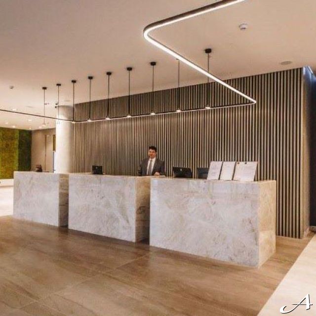 Hotel Mona Plaza - recepcija i hol