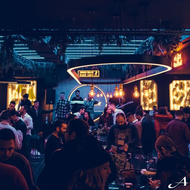 Klub Up ’n’ down - gužva i muzika