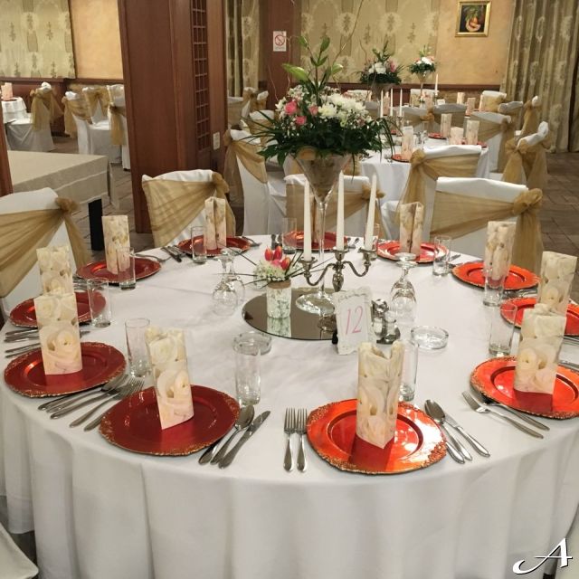 Hotel Prestige - svečano dekorisan sto