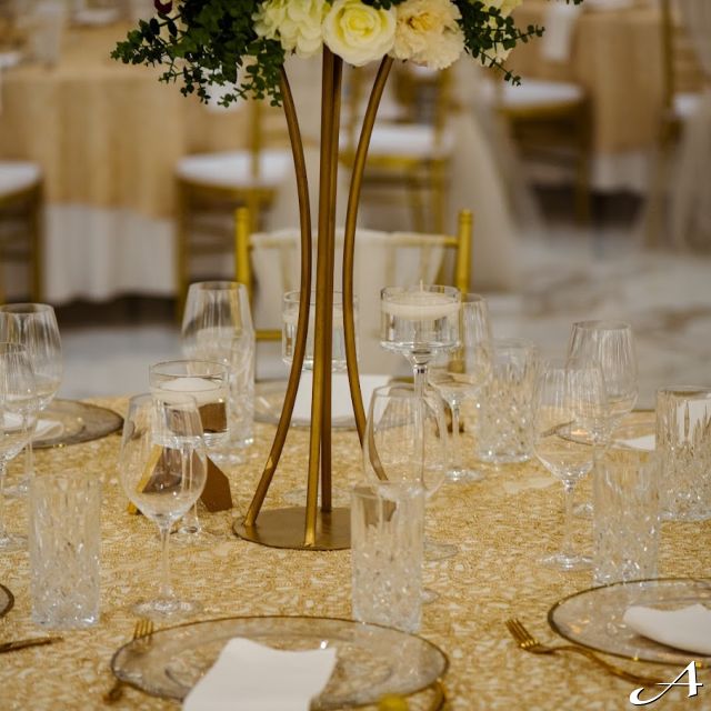 Faena Event Hall - elegantno dekorisan sto
