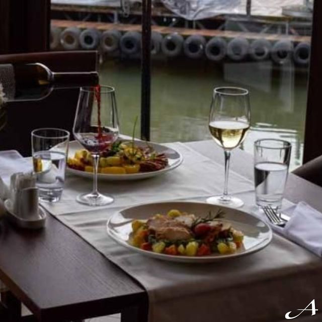 Restoran Bahus Inn - sto sa hranom i vinom