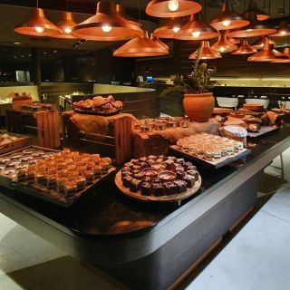 Hotel Radisson Collection - sto sa poslasticama