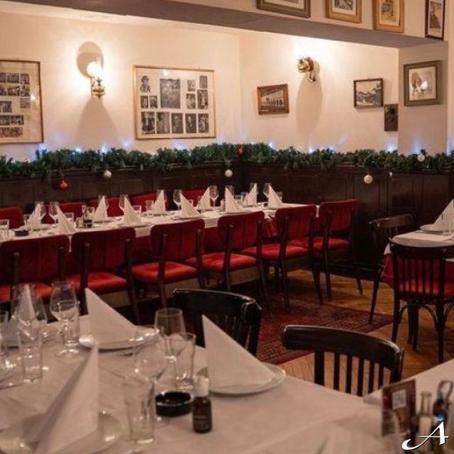 Restoran Tri Šešira - prazni stolovi