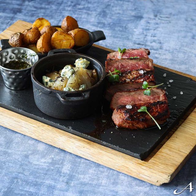 Toro Latin GastroBar - tanjir sa jelom