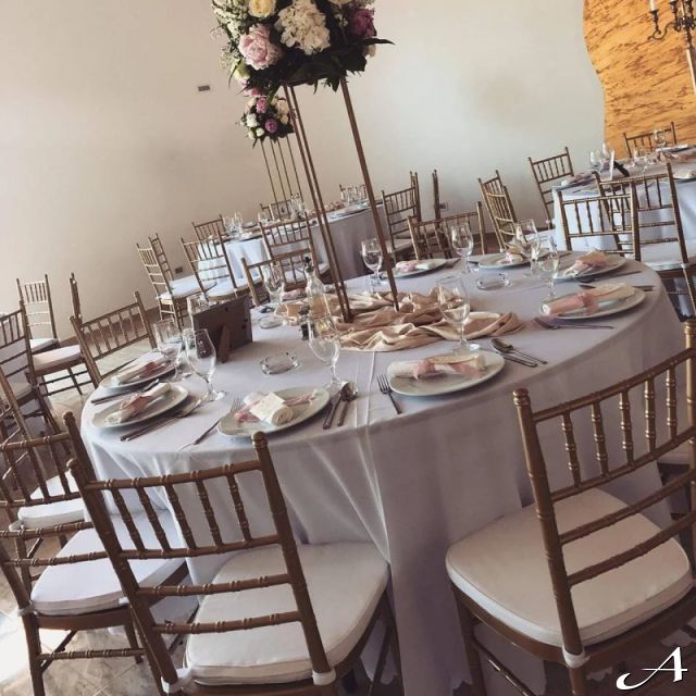 Event centar - dekorisani sto
