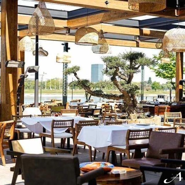 Restoran Bottega - praznični ambijent