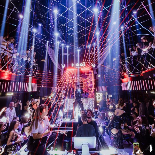 Klub Haai - ljudi na žurci