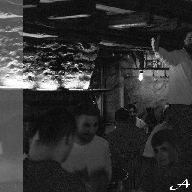 Kafana Stari grad - ljudi slave