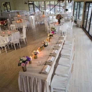 Restoran Gabbiano Exclusive - prazni stolovi i stolice