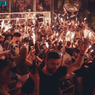 Splav Lasta - gužva i slavlje