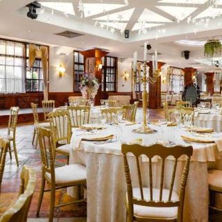 Doček Nove godine - elegantno dekorisana sala