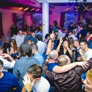 Doček Nove godine - ljudi slave