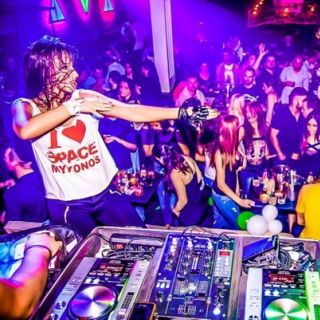 Doček Nove godine - DJ i ples