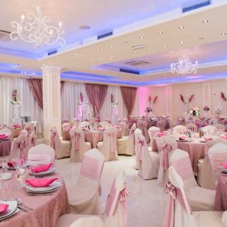 Doček Nove godine - elegantno dekorisana sala