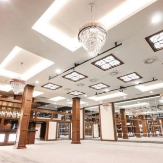 Different Event Centar - prazan prostor sa barom