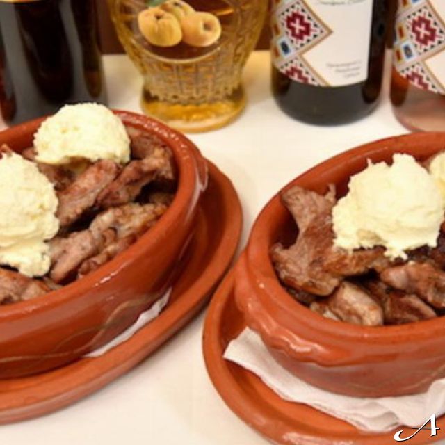 Event centar - tradicionalno jelo u posudama