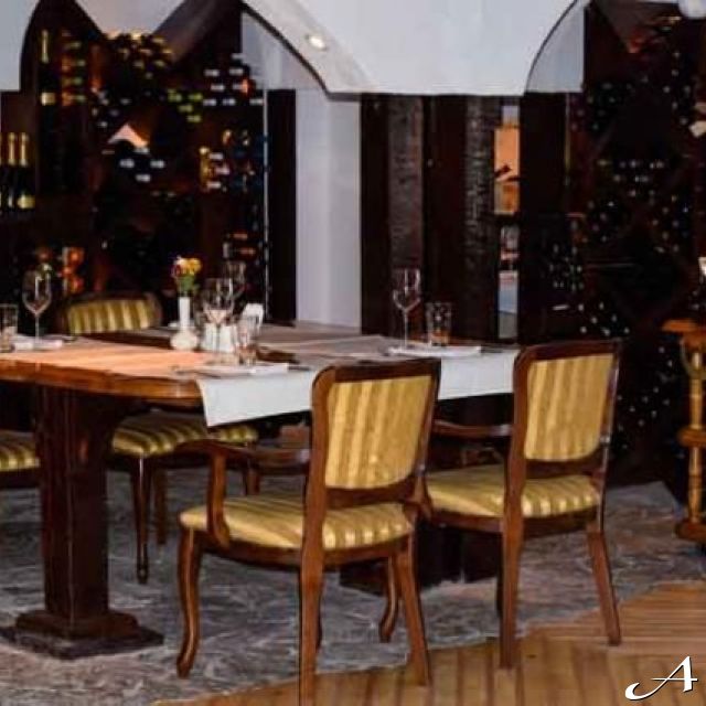 Restoran Bahus Inn - praznični sto