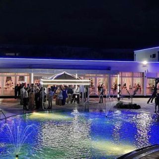 Restoran Poseidon - noćni pogled na bazen