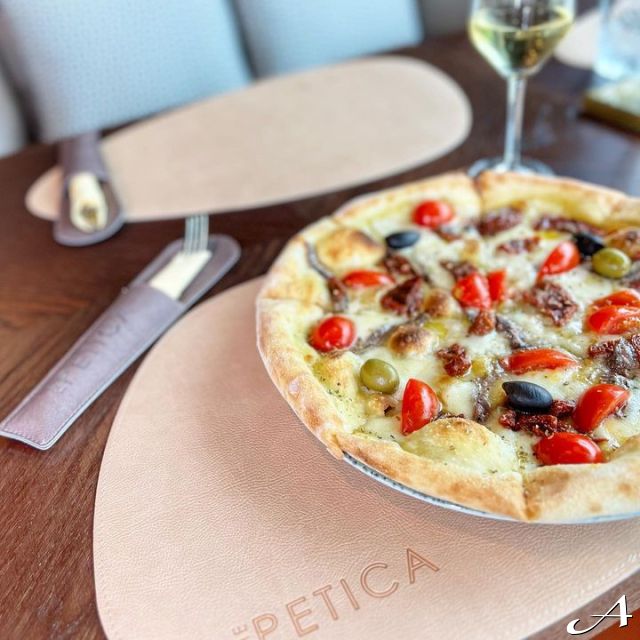 Restoran Petica - pizza i vino