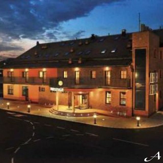 Restoran Bask - spoljašnji pogled noću