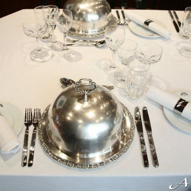 Restoran Panorama - elegantno servirana trpeza