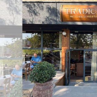 Restoran Tradicija - ulaz i bašta