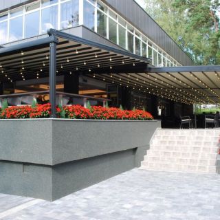 Hotel Fontana Vrnjačka Banja - terasa sa cvećem