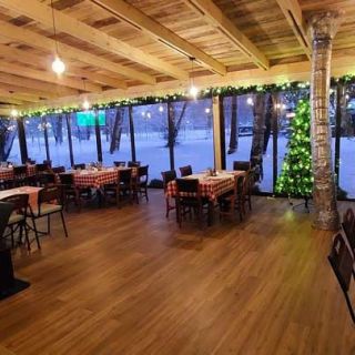Restoran Bakara - praznični enterijer