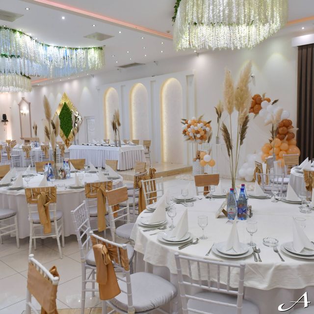 Event centar - dekorisane stolove