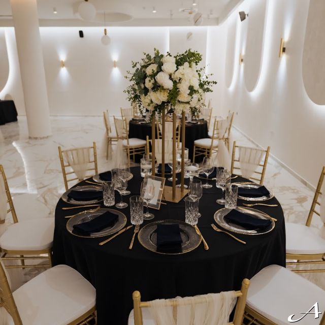 Faena Event Hall - elegantno dekorisan sto