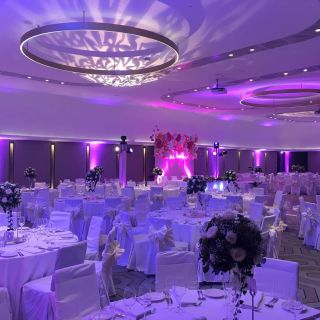 Hotel Crowne Plaza - dekorisana sala za doček