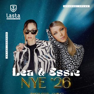 Splav Lasta - dve žene poziraju