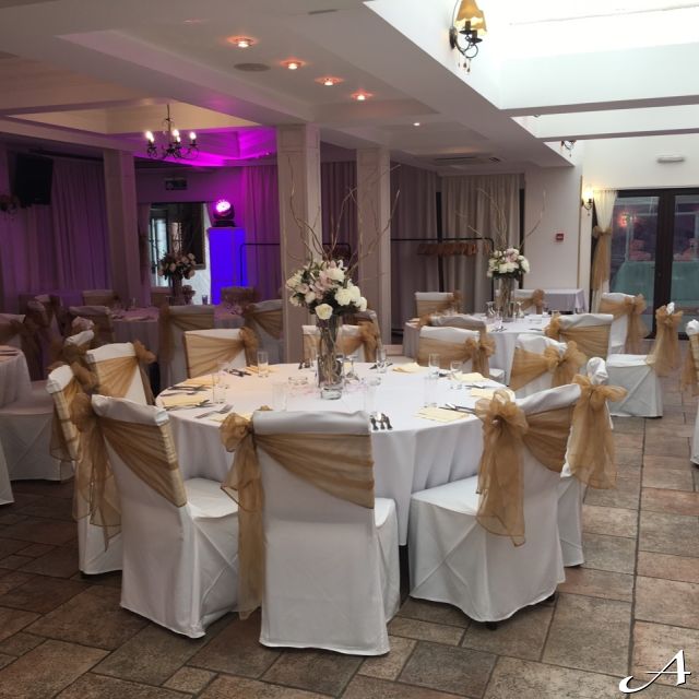 Hotel Prestige - svečano dekorisane stolice