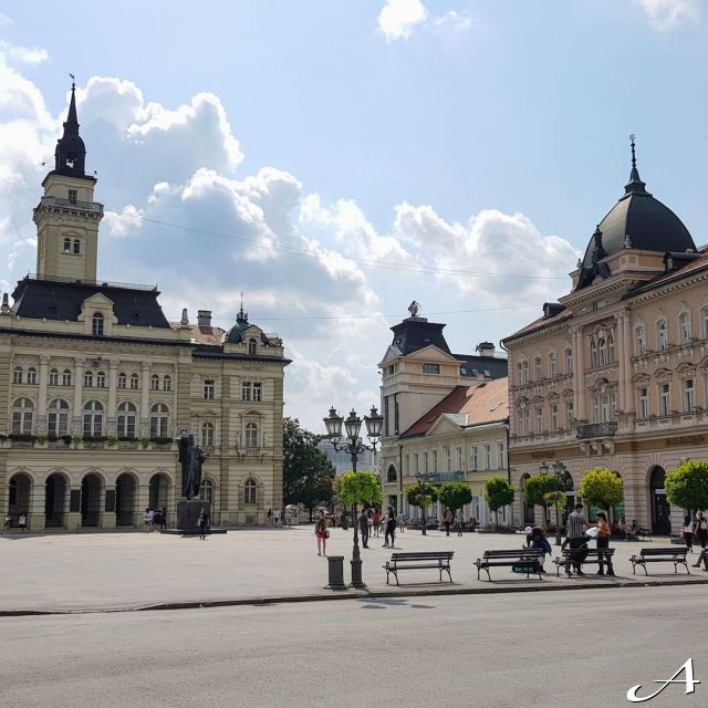Doček Nove godine - prazan trg