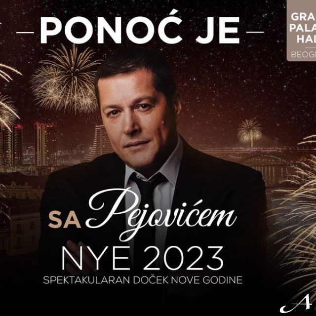 Nova godina - pevač sa vatrometom