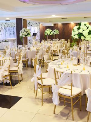 Restoran Azzaro Black Club