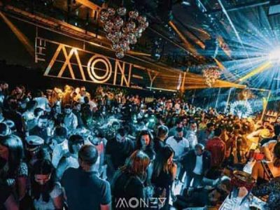 Splav Money Doček Nove godine