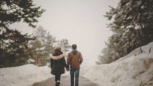 Da li je bolje dočekati Novu godinu sam ili u paru