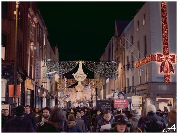 Novogodišnja rasveta i ukrasi u Beogradu