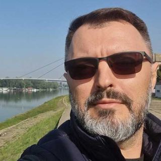 Nenad Manojlović